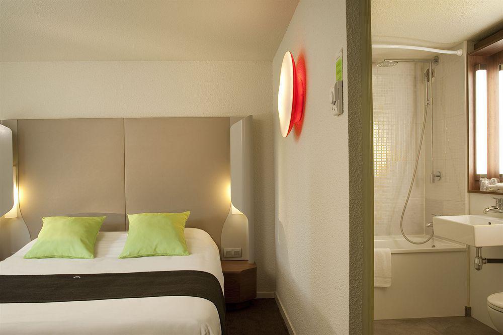 Campanile Hotel Ош Экстерьер фото